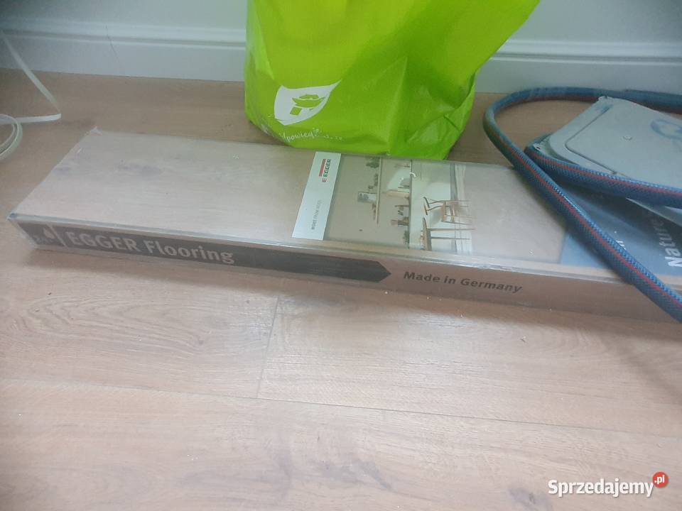 Deski podłogowe 3 paczki paneli podłogowych Warszawa sprzedam