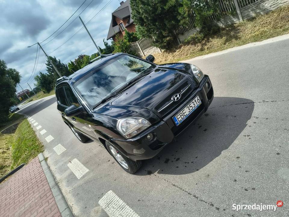 Hyundai Tucson 20 Crdi 4x4 Długie opłaty łódzkie Szczerców