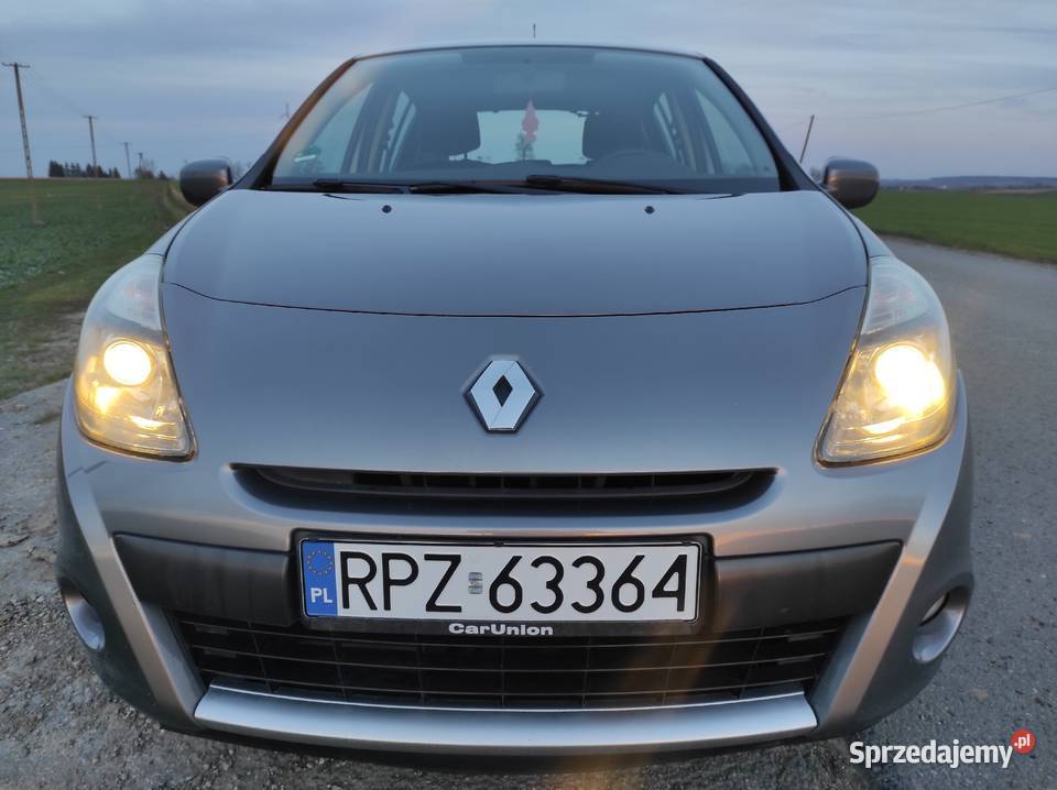 Renault Clio III Lift 12 16V 101 2011 z Niemiec Przeworsk