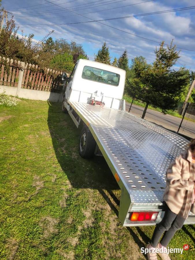 Usługi transportowe laweta bus 35t