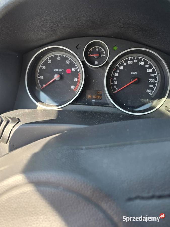 Opel Astra 16 benzyna 2009