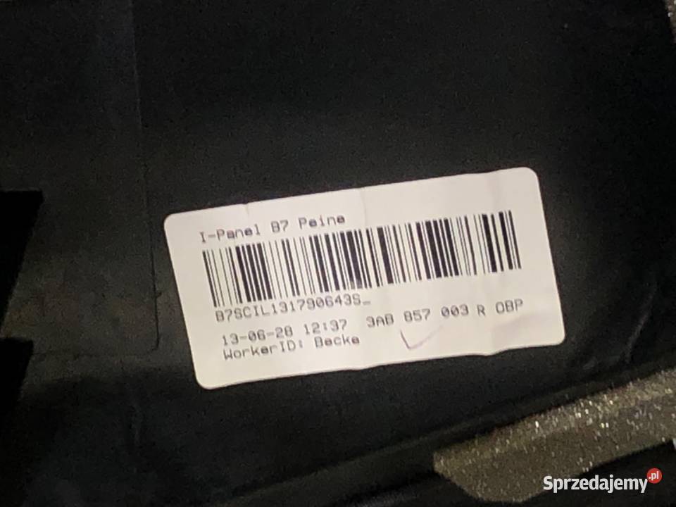 KOKPIT VW PASSAT B7 Kombi 1015 KONSOLA DESKA Deski rozdzielcze, konsole podkarpackie sprzedam