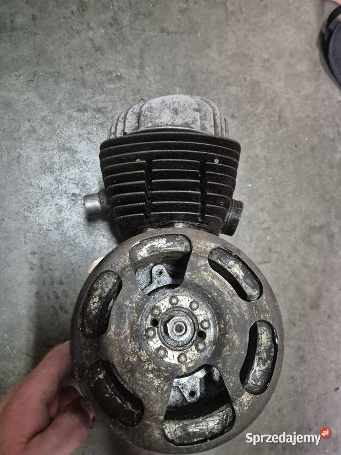Wsk 125 silnik cylinder magneto wał to co na Jaworzno