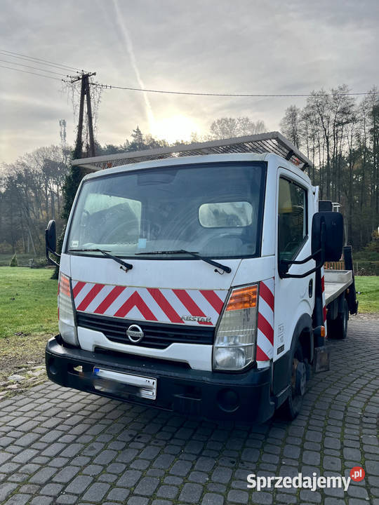 Podest ruchomy ZED 202H na podwoziu Nissan Dobrzyca