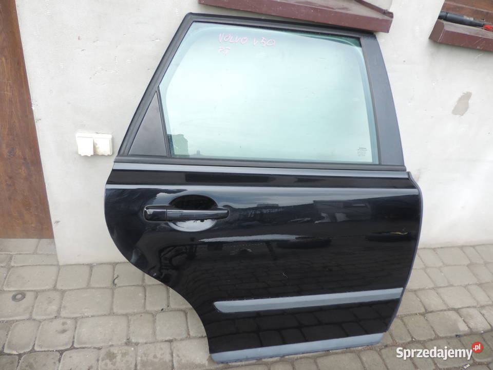 VOLVO V50 DRZWI PRAWY TYŁ TYLNE KOMBI 01926 Nowy Sącz