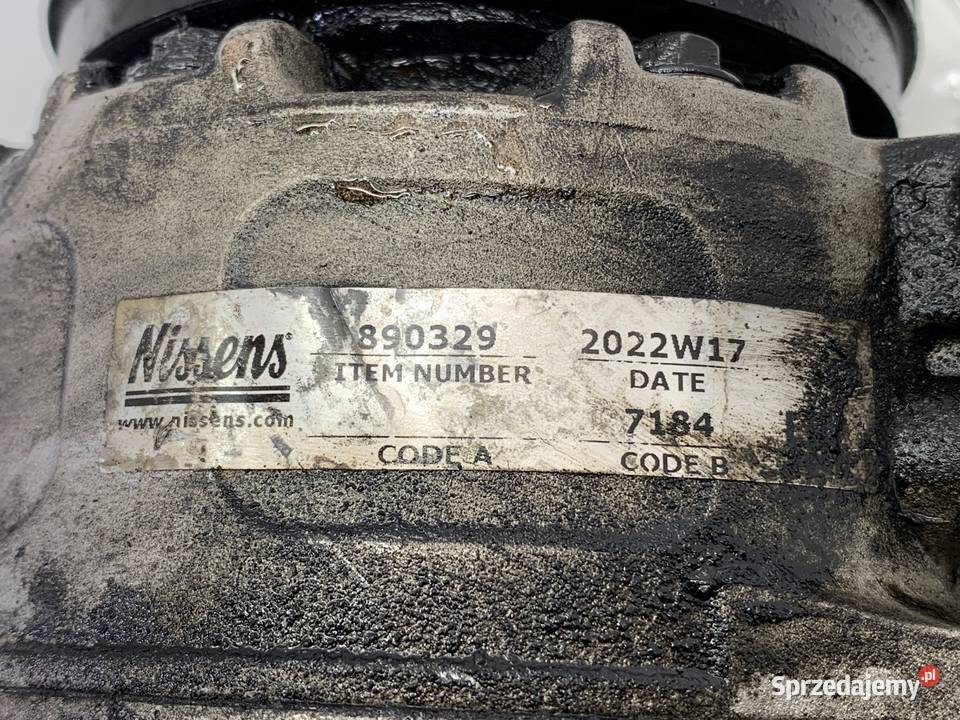 SPRĘŻARKA KLIMATYZACJI BMW E71 890329 30 245