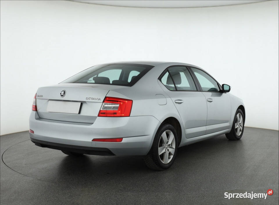 Skoda Octavia 12 TSI światła przeciwmgielne Piaseczno