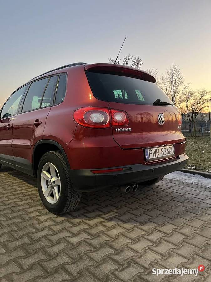 VW TIGUAN 20 TDi Samochody osobowe Września