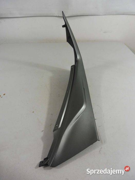 Piaggio Medley 125 19r nowa prawa owiewka osłona Poznań