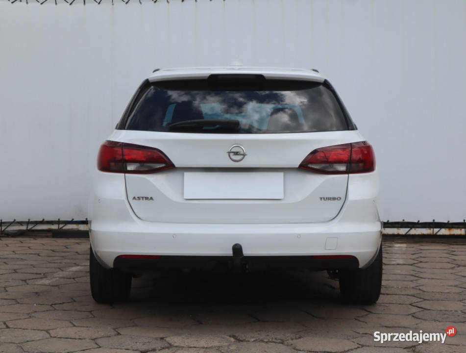 Opel Astra 14 T światła przeciwmgielne łódzkie Łódź