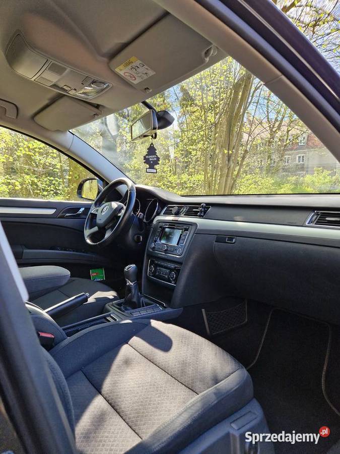 Skoda Superb II FL Elegance kombi 20 TDI 140 światła do jazdy dziennej Boruszowice