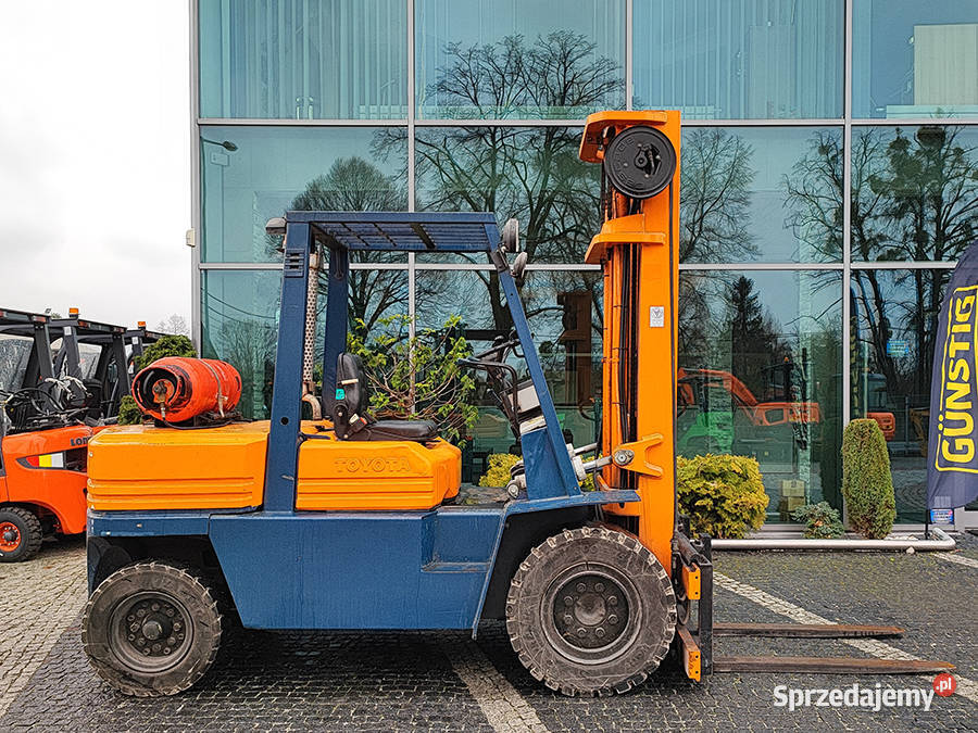 wózek widłowy Toyota 025FG40 LPG triplex 6 m 4 Kęty