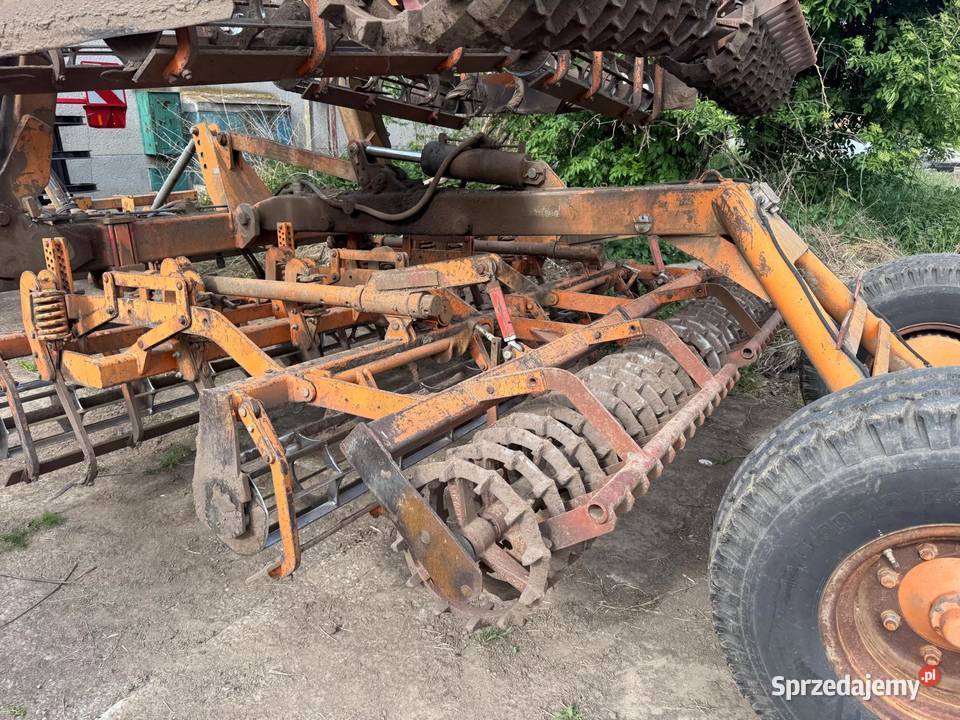 Agregat uprawowy Kompaktor Ostroj Saturn Nowa Ruda