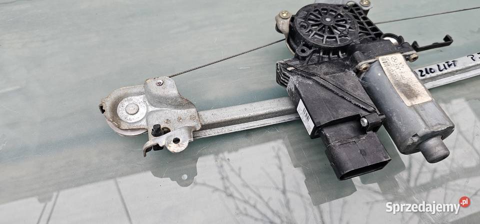 Podnośnik szyby prawy tył mercedes w210 lift Rok produkcji 1999 Zbąszyń