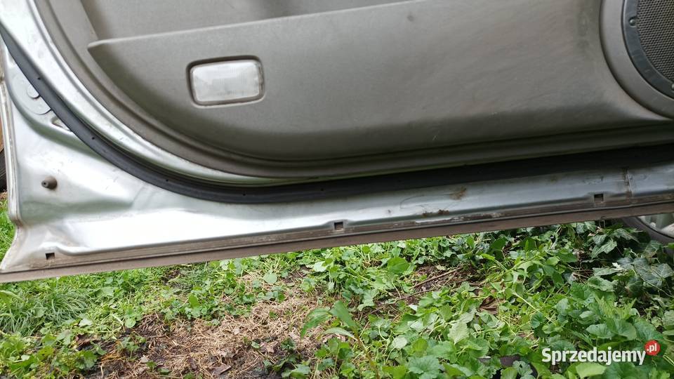 nissan xtrail t30 drzwi praweleweprzódtył ky0 Grąd