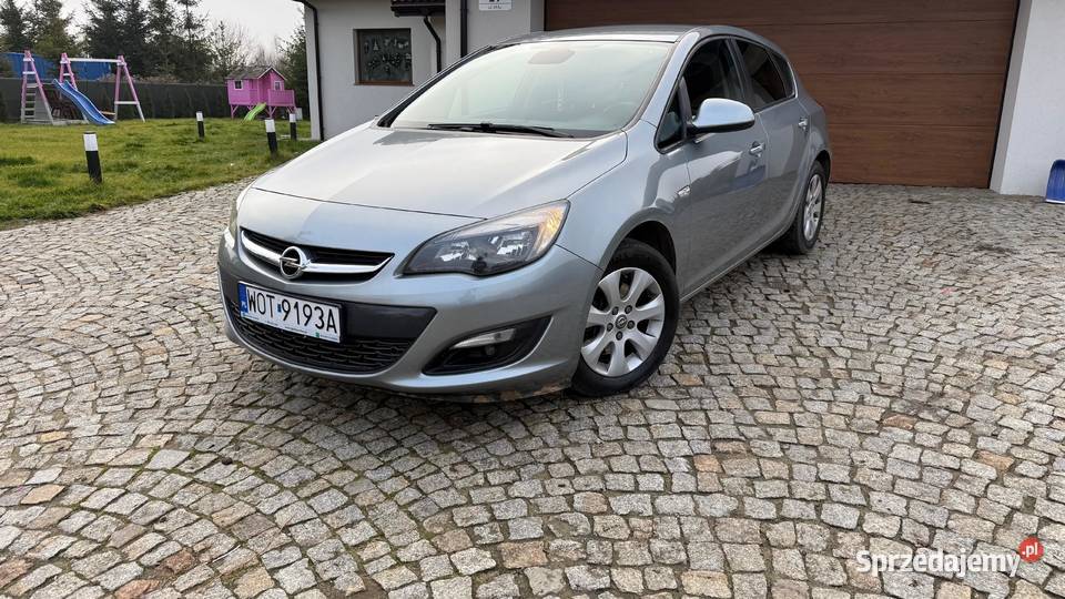 Opel Astra 2015 Diesel 16 Szary Zadbany Bogate Łódź
