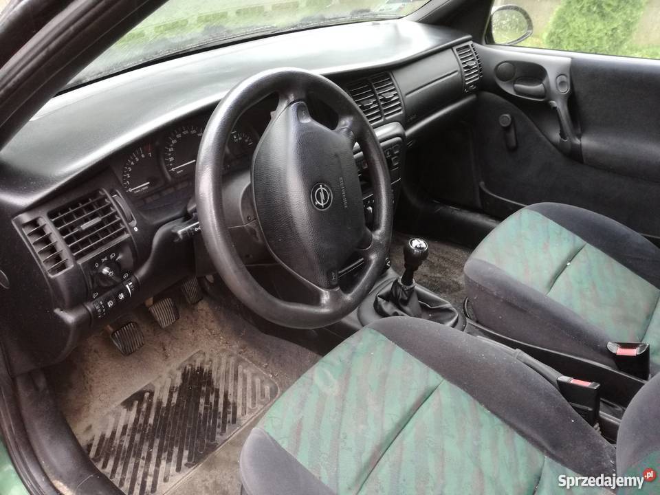 Opel Vectra 16 16V 1996r podkarpackie Pierzchne sprzedam
