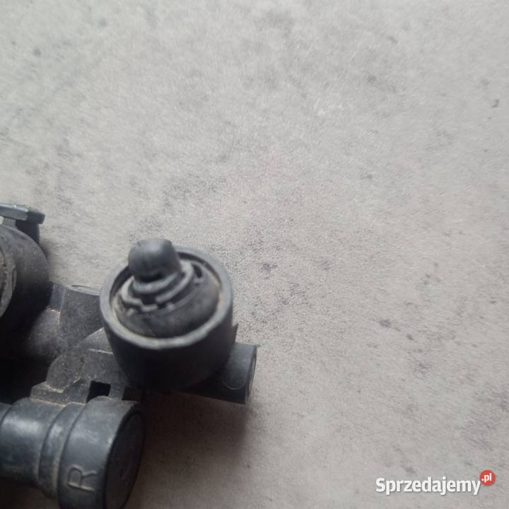 PRAWY SPRYSKIWACZ XENON PRAWA DYSZA Do Mercedesa Choszczno sprzedam