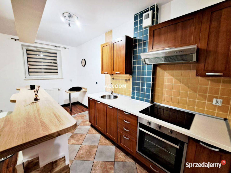 Bieńczyce mieszkanie z balkonem 2008r piwnica 36.2m2 Kraków