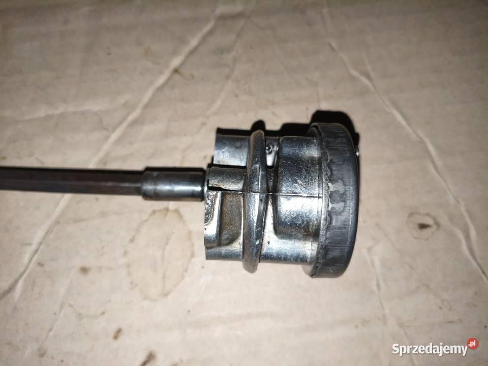 Pompa oleju Ural M61 M62 M63 M66 M67 Leszno