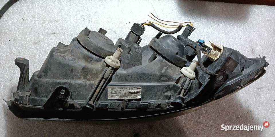 Reflektor Hella Opel Omega B FL lewy przód osobowe Sochaczew