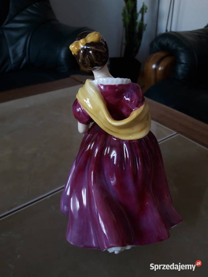 Porcelanowa figurka Royal Doulton 1963 r Janów Lubelski