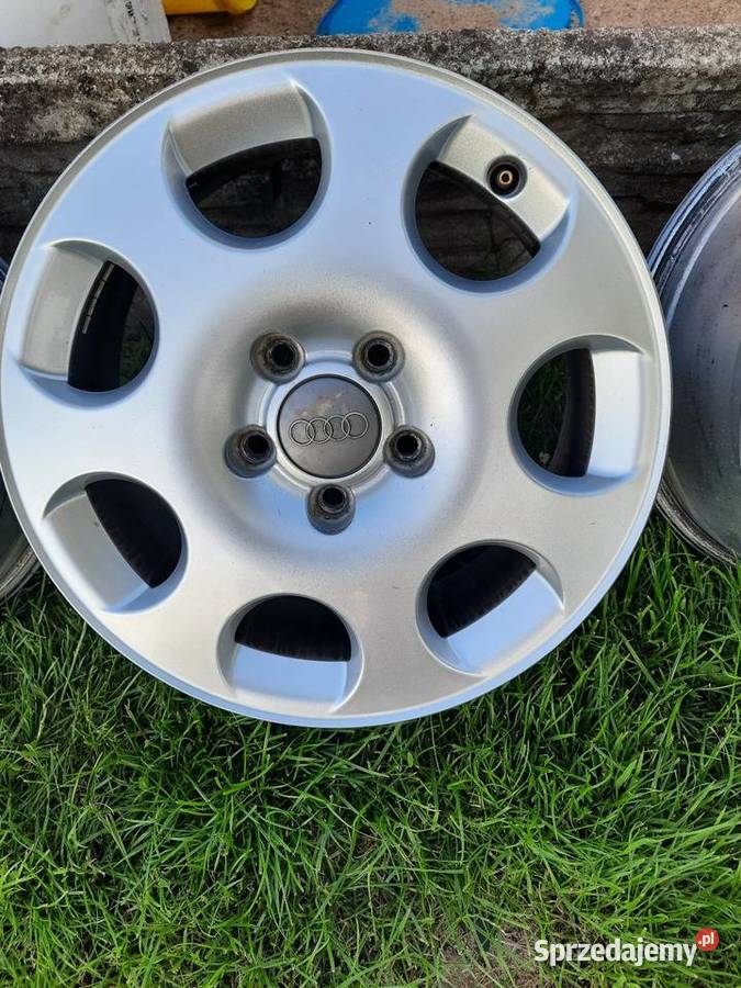 Alufelgi audi 16 Średnica 16" Wielki Klincz sprzedam