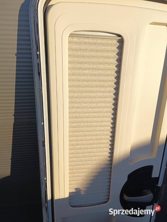 Drzwi przyczepy kempingowej Dethleffs 1725x555