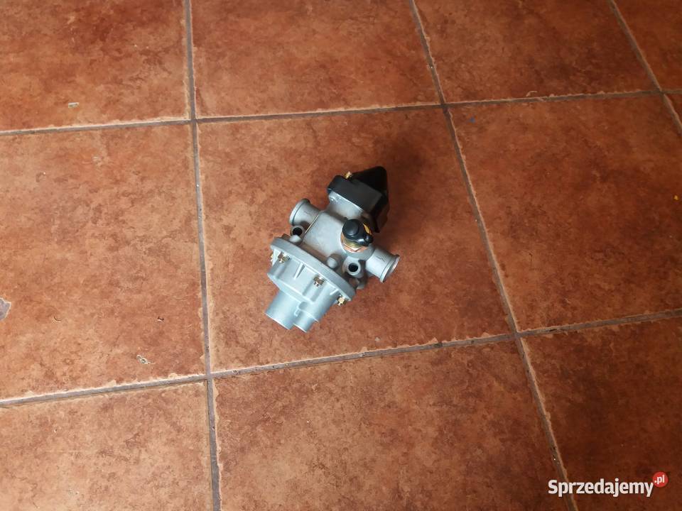 Zawór Regulator Ciśnienia Powietrza Zetor 7245 Garwolin