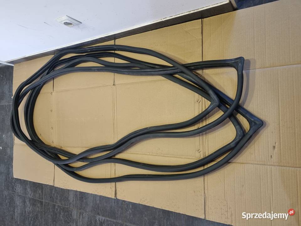 ORGINALNE USZCZELKI KAROSERYJNE HYUNDAI TUCSON