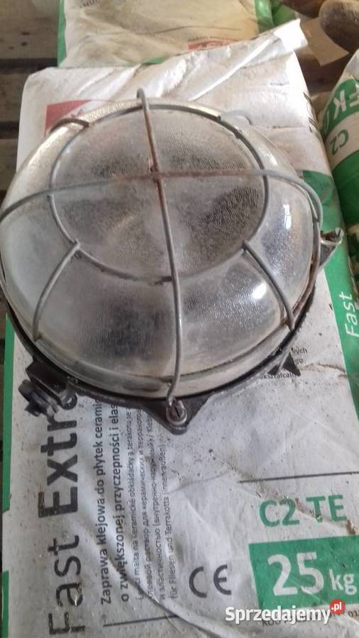 retro lampa brak uchwytow mocujacych Lubań