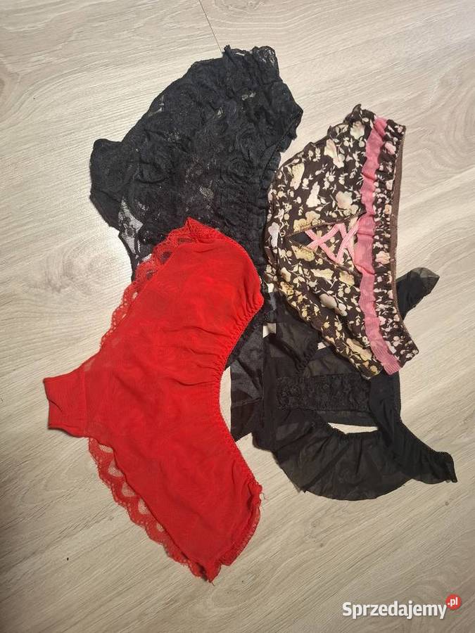 Komplet 4 sztuk majteczek ozdobnych M