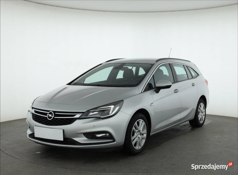 Opel Astra 14 T bluetooth Astra Piaseczno
