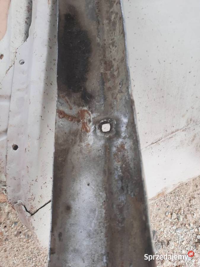 Zderzak blotnik syrena 105