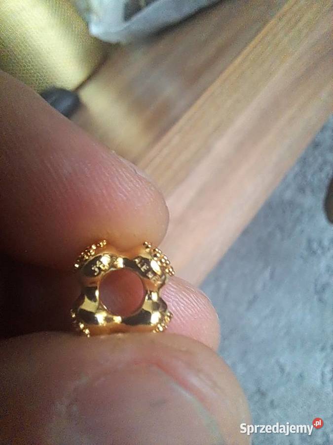 nowa zawieszka z cyrkoniami do bransoletki Sandomierz