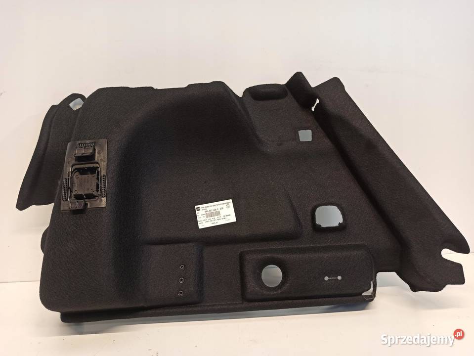 SEAT LEON IV BOCZEK BAGAŻNIKA PRAWY 5FA867428C osobowe