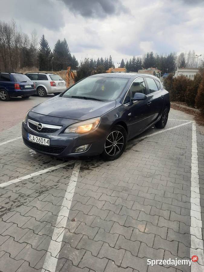 Opel Astra2010 17 cdti 125 wielofunkcyjna kierownica Astra Brzóza Stadnicka