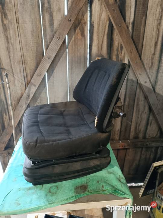 Sprzedam fotel gramer Zetor John Deere holland Rolnictwo Chruścin sprzedam