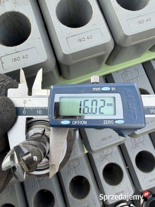 Frez VHM 16 mm monolityczny 4ostrzowy na oprawce Tuliszków sprzedam