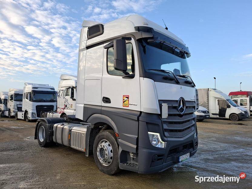 MERCEDESBENZ ACTROS 2022 128090 ccm 476 Ciągniki siodłowe Warszawa
