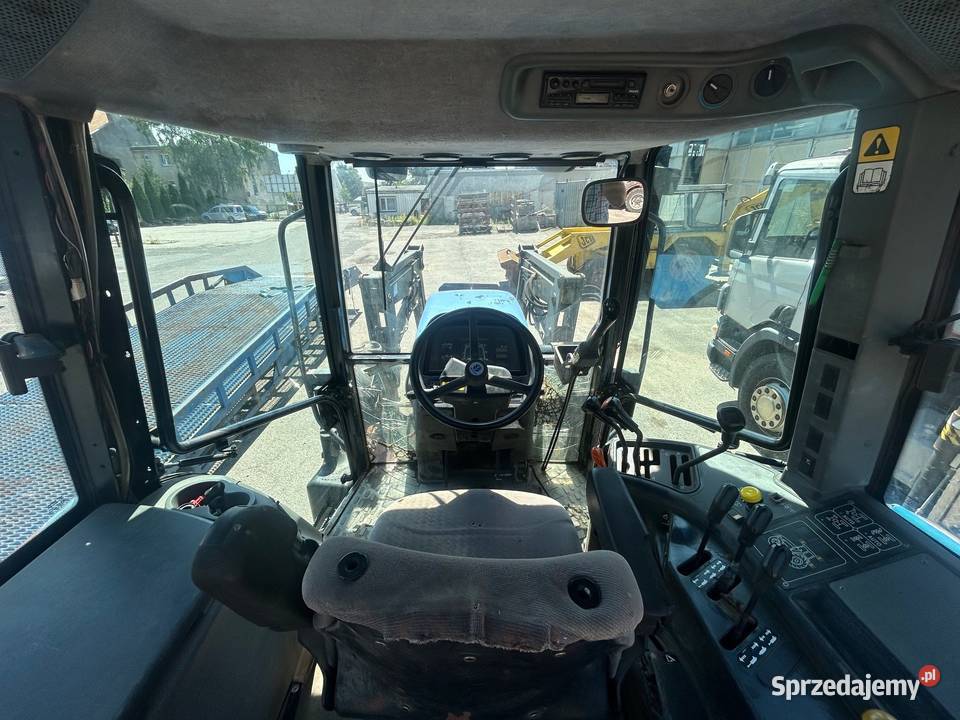 Ciągnik Holland TM 130 z ładowarką czołową TUR Gorzów Wielkopolski