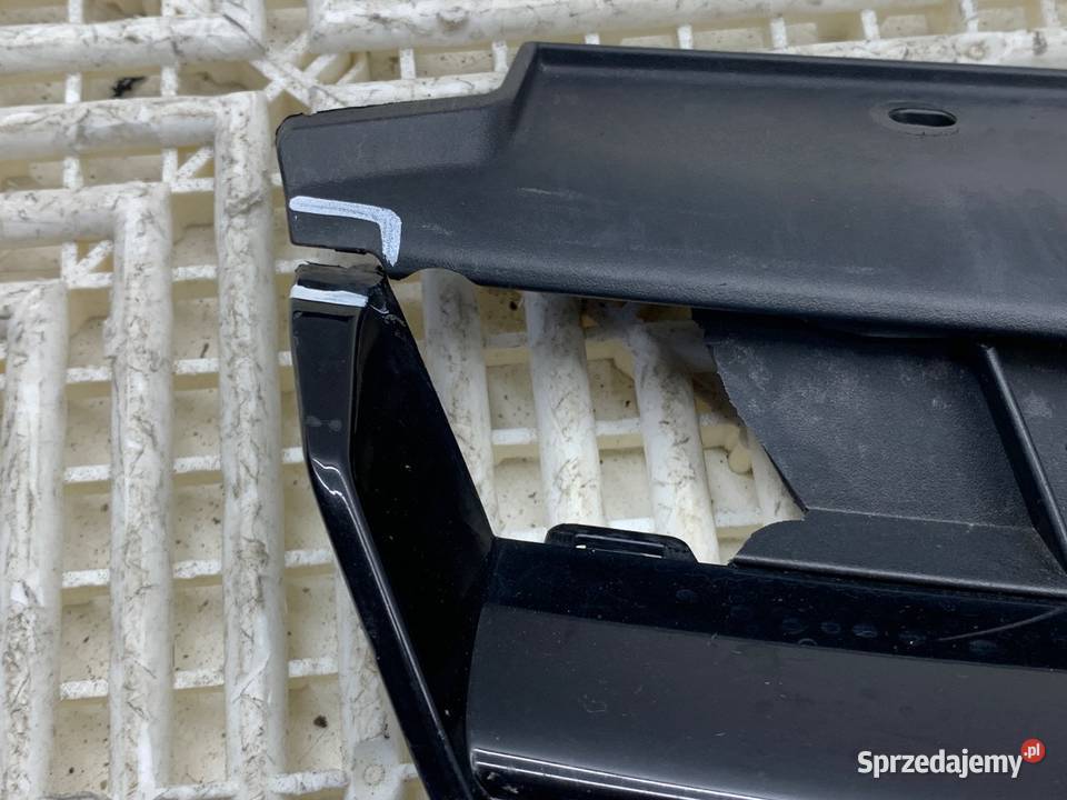 ATRAPA GRILL VW GOLF VII 5G0853653E Kombi KRATA osobowe Motoryzacja podkarpackie