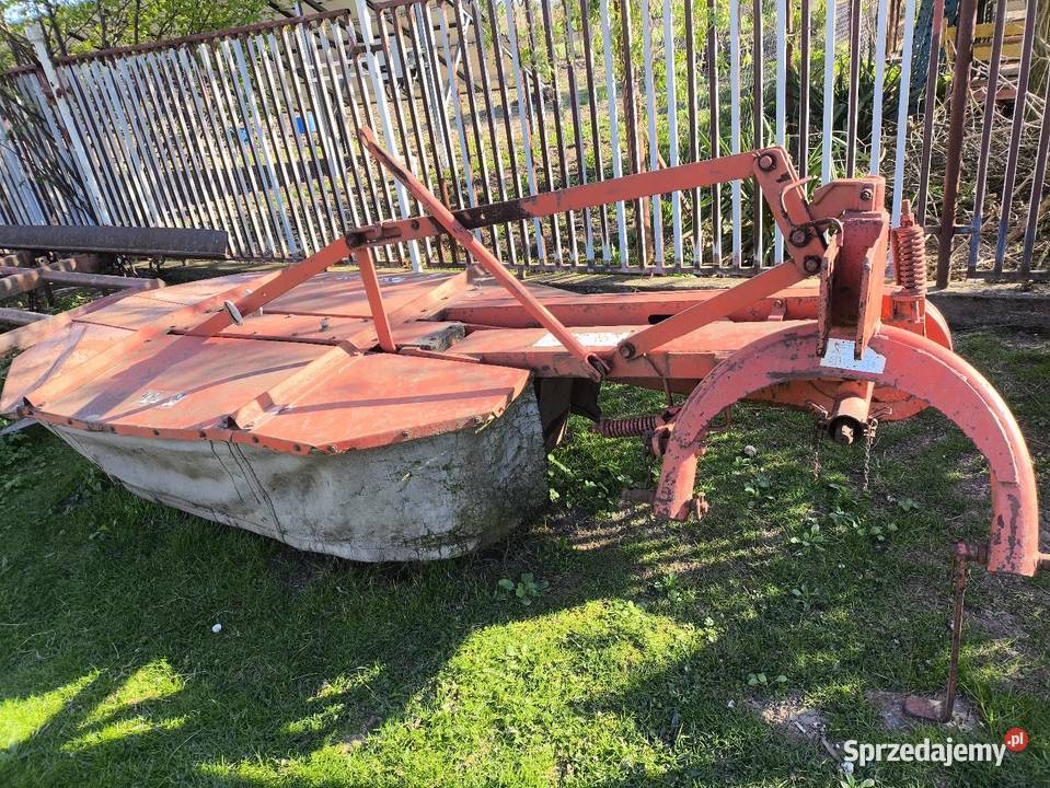 Kosiarka rotacyjna Tyniec nad Ślęzą