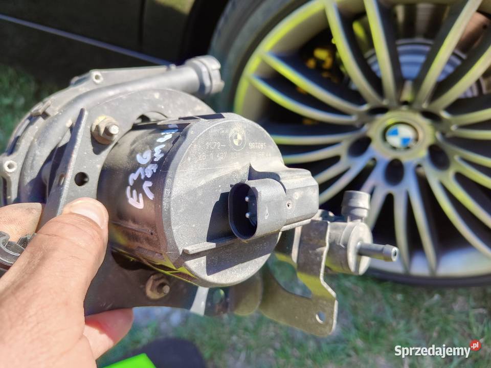 Bmw e36 pompa powietrza wtórnego 100 sprawnym osobowe Aleksandrów Łódzki