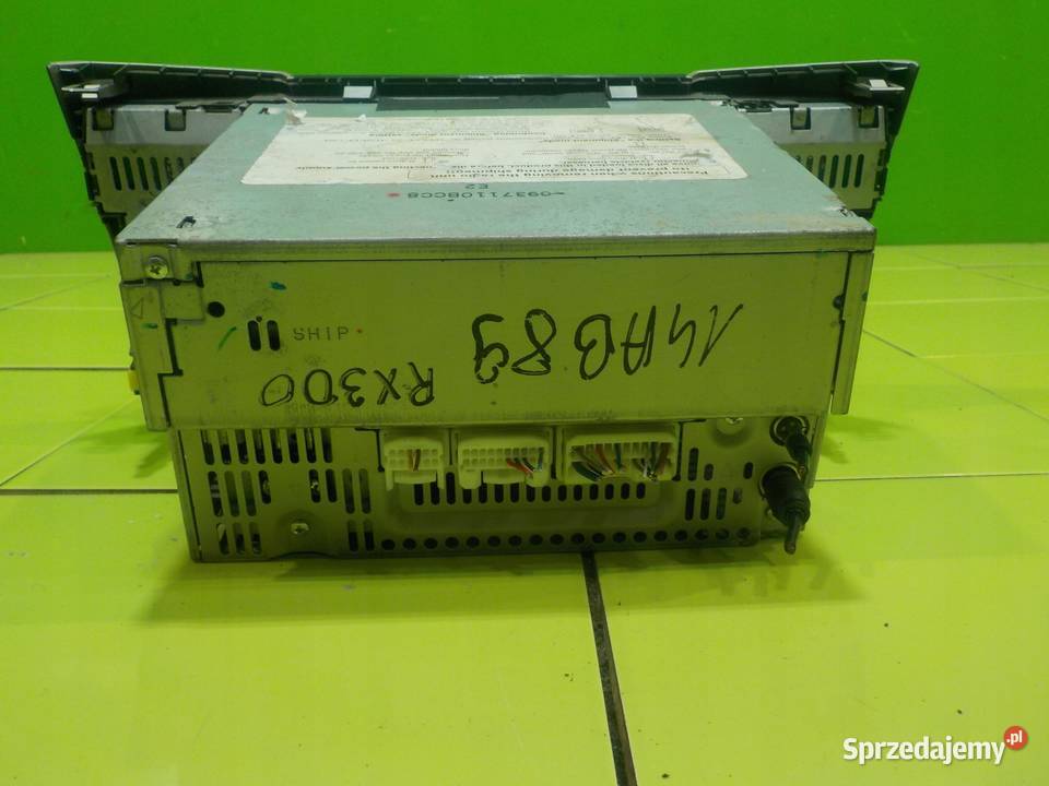 LEXUS RX300 II 30 B 03r 5D radio CD 8612048220 Suków