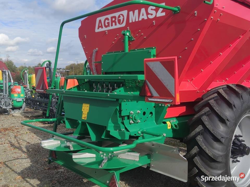 Rozsiewacz wapna AGROMASZ REVO 8200 nieuszkodzony lubelskie Żółkiewka-Osada