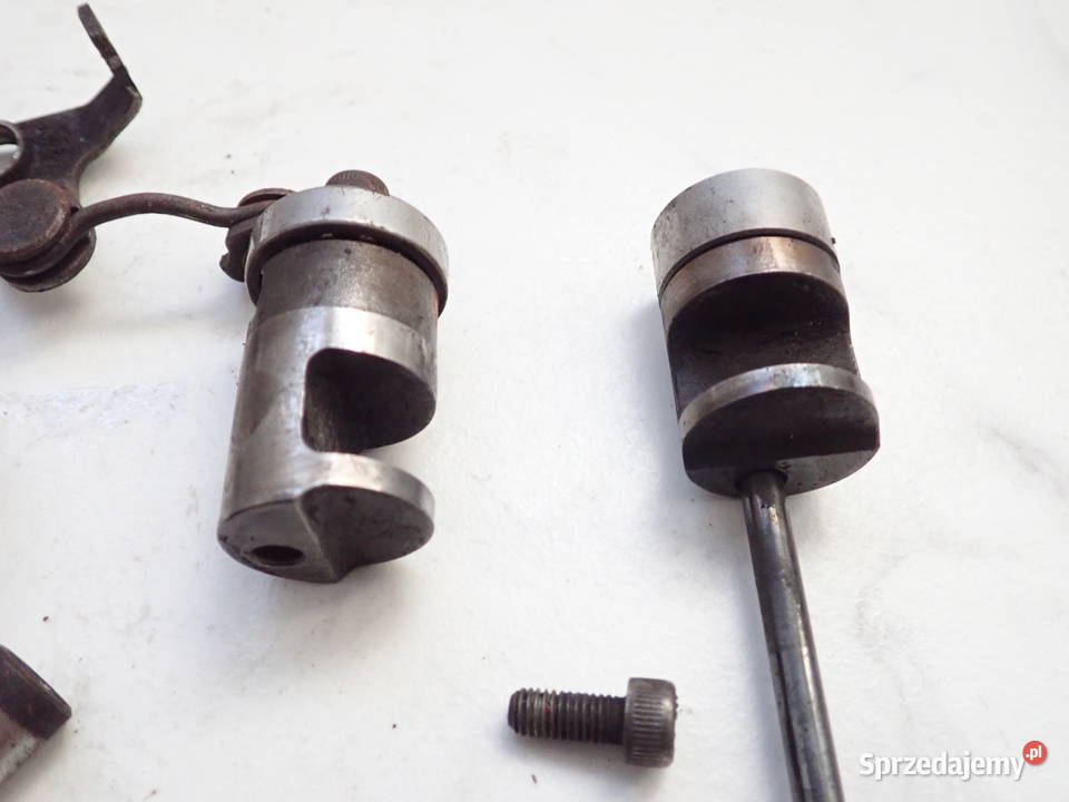 Zestaw Zawory Wydechowe Honda CR 250 KZ3 9401r lubuskie Strzelce Krajeńskie