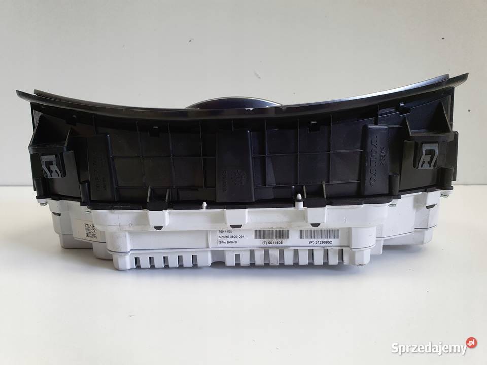 Volvo V40 II 1216r LICZNIK ZEGARY TFT 31296952 osobowe lubelskie sprzedam