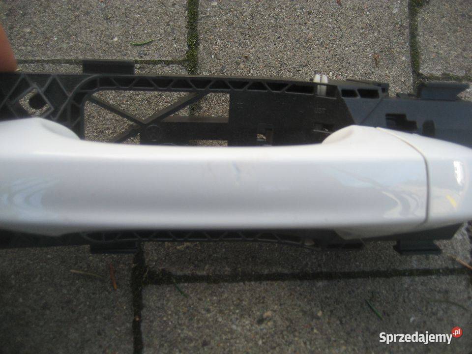 skoda octavia iii 3 1216r klamka drzwi przód Rakoniewice sprzedam
