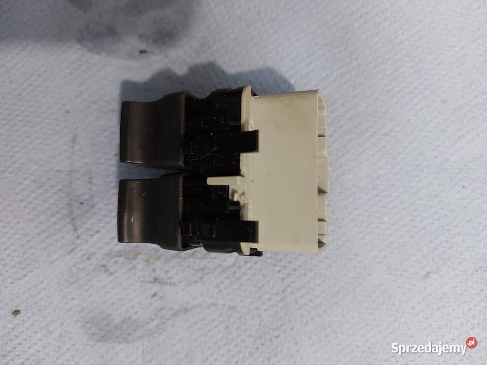Przełącznik podnośnika szyby Renault Tychy